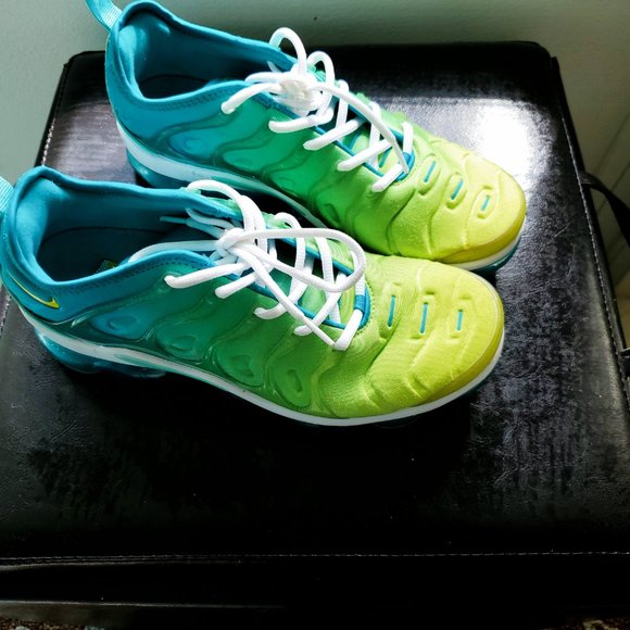 Nike Air Vapormax Plus - Picture 6 of 6